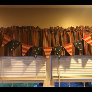 Fourth of July primitive burlap pennant banner